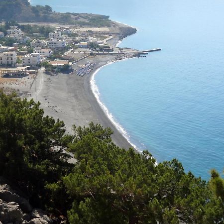 Tarra Hotel Ayía Roúmeli Bagian luar foto
