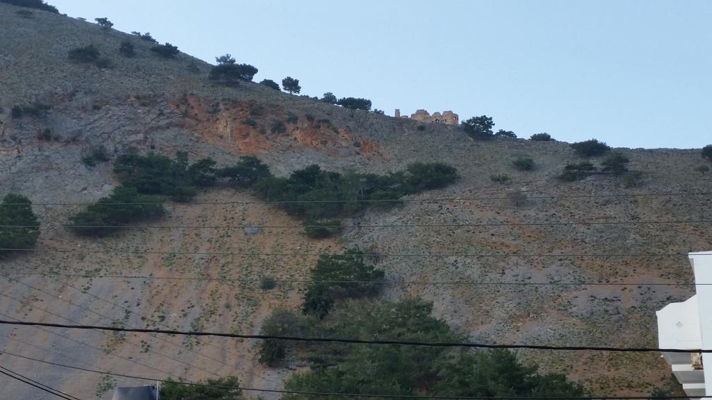 Tarra Hotel Ayía Roúmeli Ruang foto